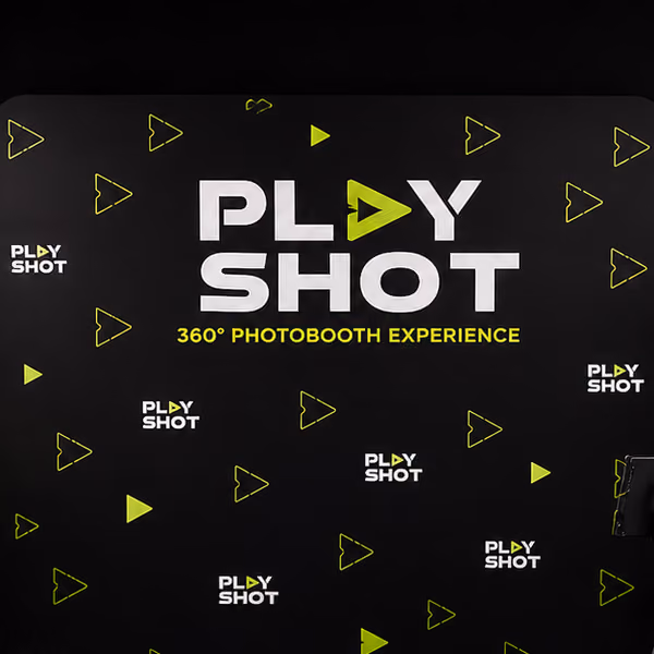 The PlayShot 360° photobooth backdrop